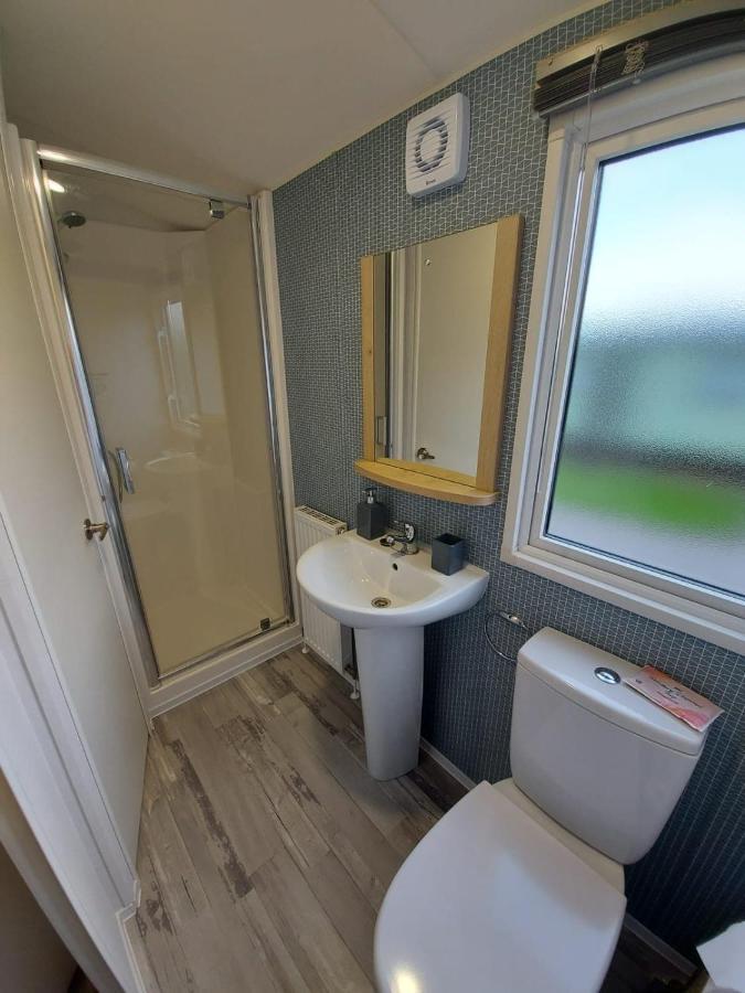 Woofles Luxury Caravan At Knaresborough Lido 外观 照片